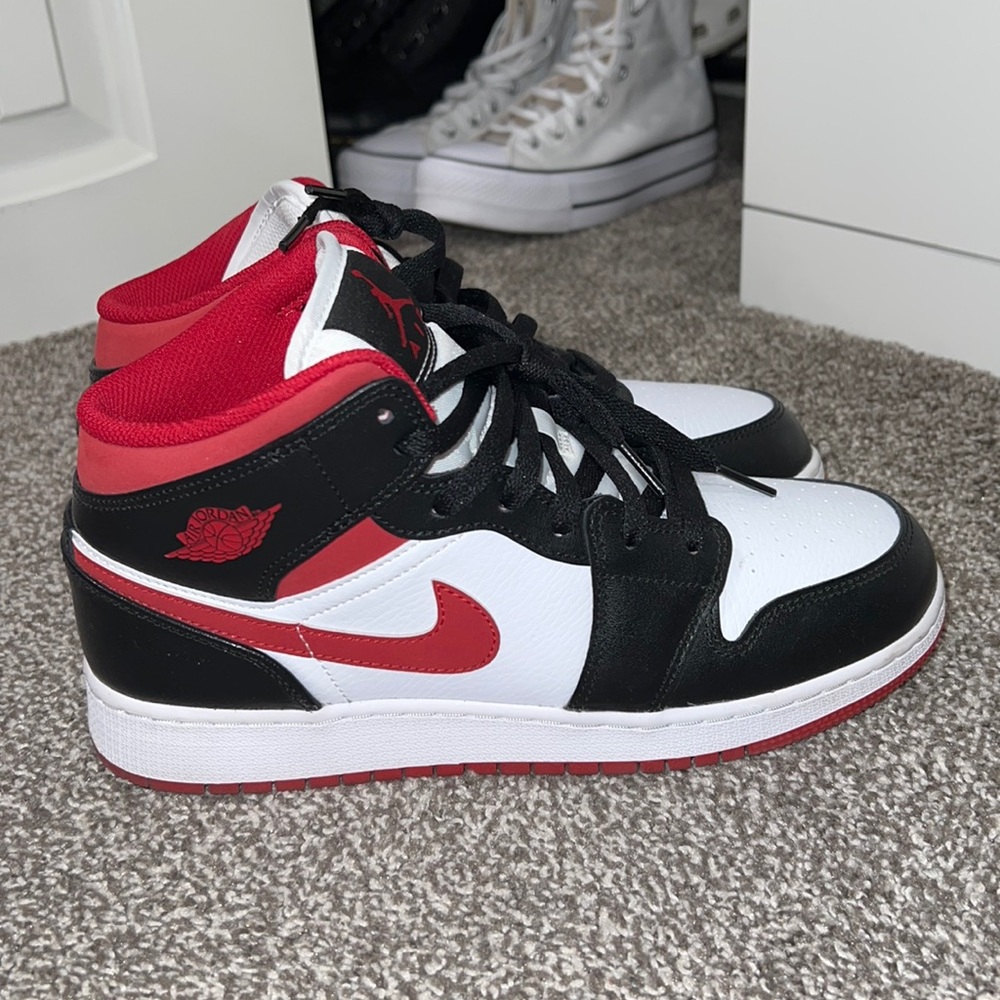 jordan mids